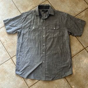 Beverly Hills Polo Club Lightweight Grey Short Sleeve Button Up Men’s size M